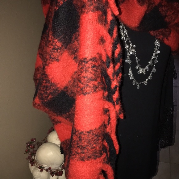 Soft New Scarf - Picture 6 of 8